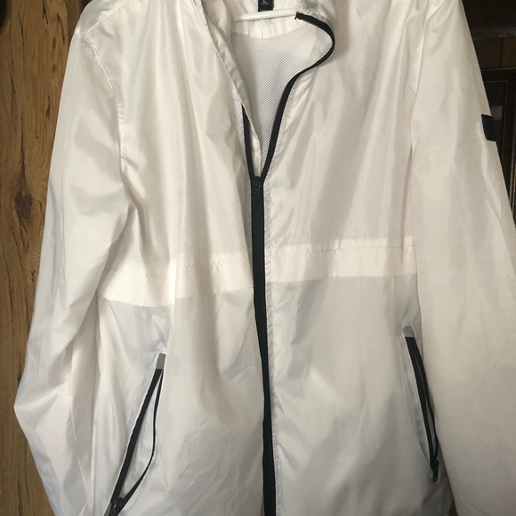 southpole windbreaker